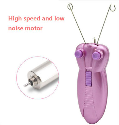 ผู้หญิงชายผึ้ง อิเล็กทรริกหน้า Epilator ใยยาง ผ่อนคลายพลังงานด้วยตัวชี้แจงแสง