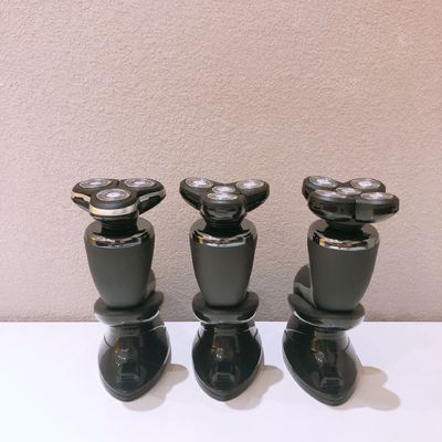 เครื่องโกนไฟฟ้าสําหรับผู้ชายแบบพกพา พร้อมใบมีดเหล็กไร้ขัด และมือพลาสติกสําหรับใช้ในใบหน้า