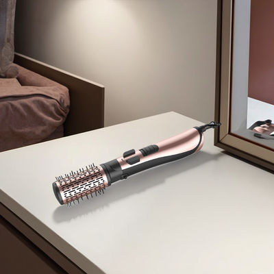 แปรงไดร์เป่าผมกำลังไฟ 1200W พร้อม 3 ระดับอุณหภูมิ และแรงดันไฟฟ้า 220~240V เพื่อการจัดแต่งทรงผมที่ง่ายดาย
