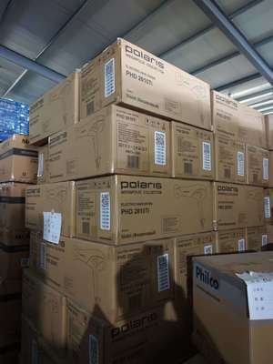 แปรงไดร์เป่าผมมัลติฟังก์ชั่นแบบ Dual Voltage พร้อมแกนทรงรีเพื่อการจัดแต่งทรงผมที่ง่ายดาย