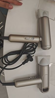 เครื่องแห้งผมแบบพับแบบมืออาชีพ พร้อม BLDC Motor และเทคโนโลยีไอออน สําหรับการใช้ในห้อง Salon และบ้าน