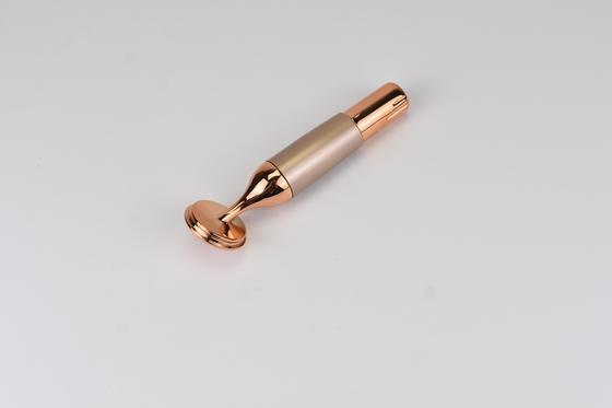 ลูกกลิ้งนวดหน้าต่อต้านริ้วรอย พร้อมฟังก์ชันกระชับใบหน้า และอุปกรณ์ความงามรับประกัน 1 ปี